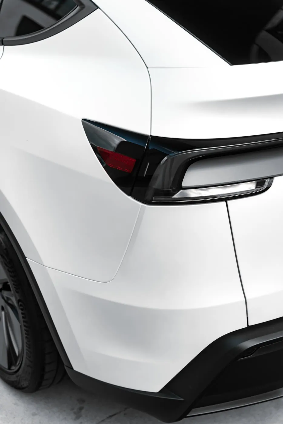 TESLA MODEL Y - asset 20