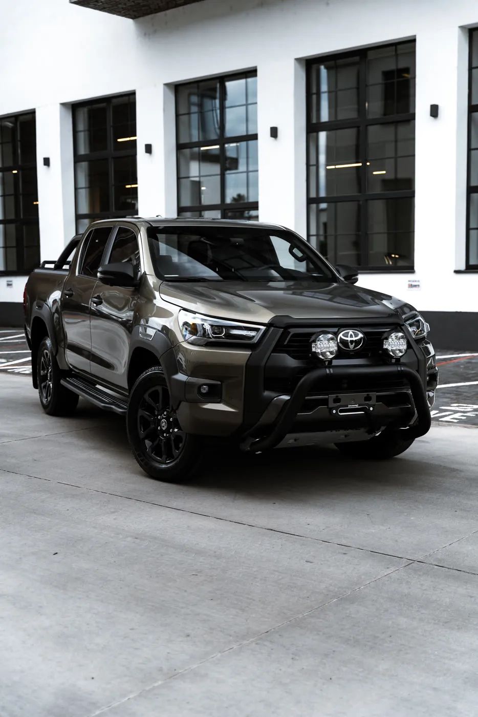 TOYOTA HILUX - asset 5
